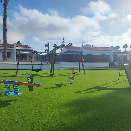 Holiday home Maspalomas Golf Con Jacuzzi, Piscina Y Jardin San Bartolome de Tirajana (Gran Canaria)